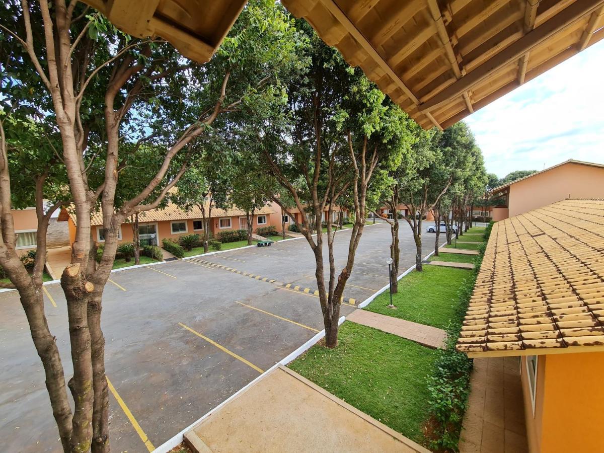 Hotel Diroma Fiori - Parque Aquatico E Muitas Piscinas Caldas Novas Bagian luar foto