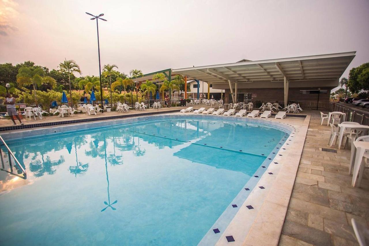 Hotel Diroma Fiori - Parque Aquatico E Muitas Piscinas Caldas Novas Bagian luar foto